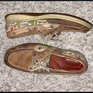 Sperry boat shoes